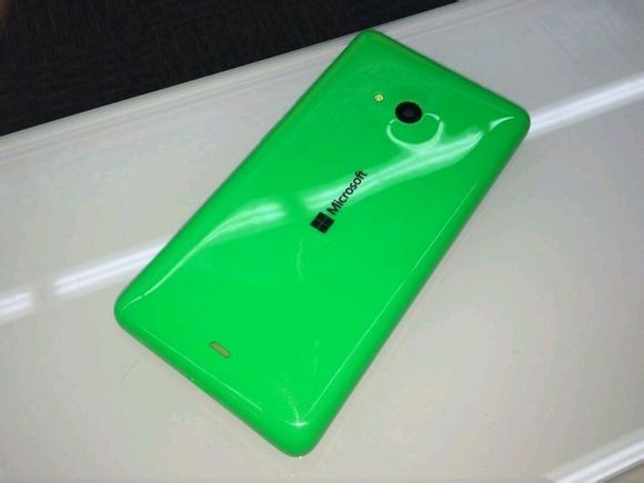 Lumia 535 Smartphone LUMIA đầu tiên mang logo Microsoft